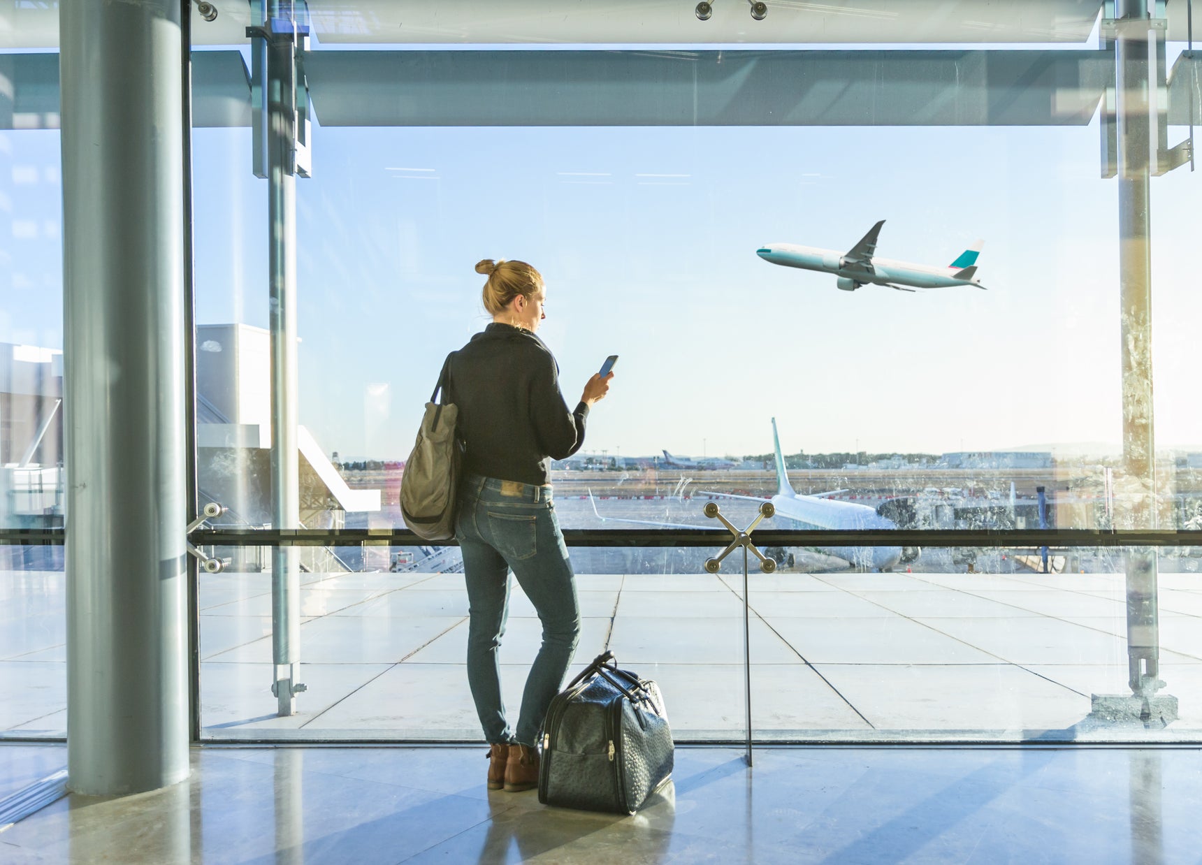 ¿Qué es el modo avión y cómo puede mejorar su experiencia digital?